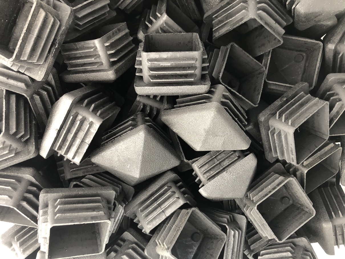 Заглушки пластиковые для труб